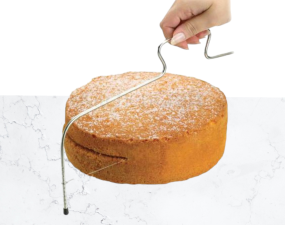Coupe de gâteau et fil à fromage